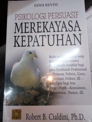 Image of Psikologi Persuasif : Merekayasa Kepatuhan
